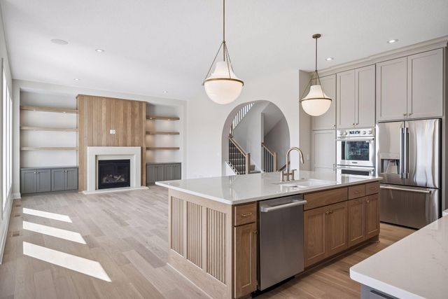 10226 Peony N, Maple Grove, MN 55311