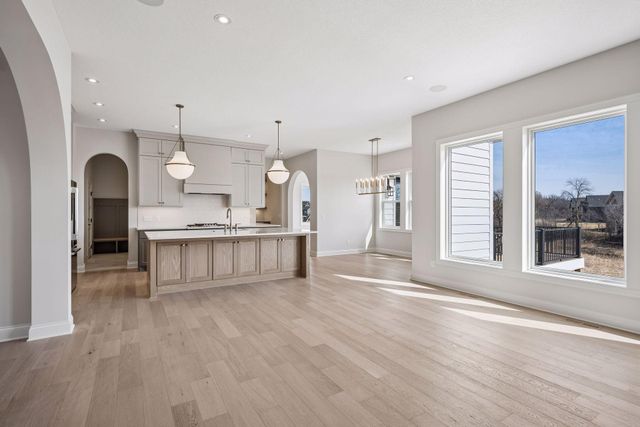 10226 Peony N, Maple Grove, MN 55311