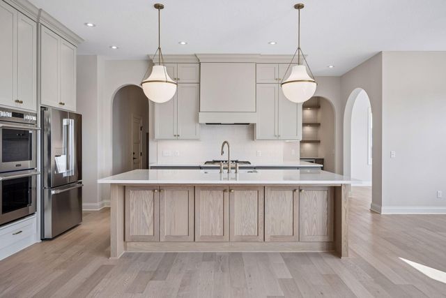 10226 Peony N, Maple Grove, MN 55311