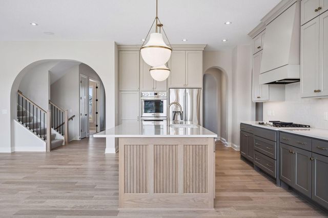 10226 Peony N, Maple Grove, MN 55311