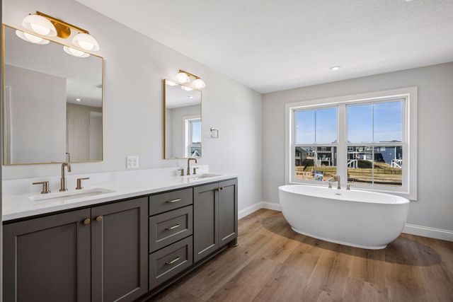 10226 Peony N, Maple Grove, MN 55311