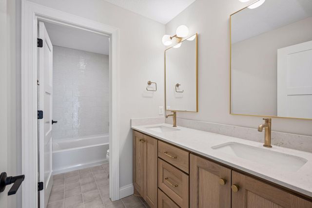 10226 Peony N, Maple Grove, MN 55311