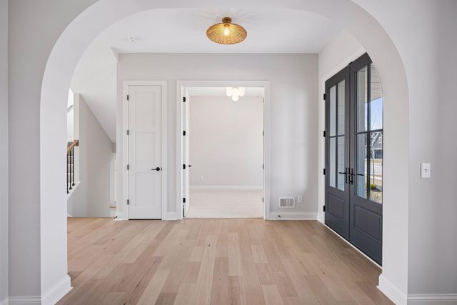 10226 Peony N, Maple Grove, MN 55311