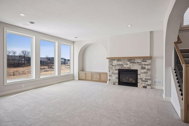 10226 Peony N, Maple Grove, MN 55311