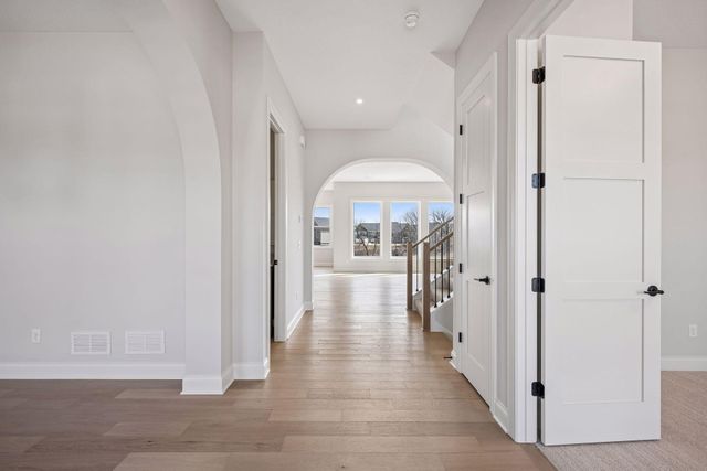 10226 Peony N, Maple Grove, MN 55311