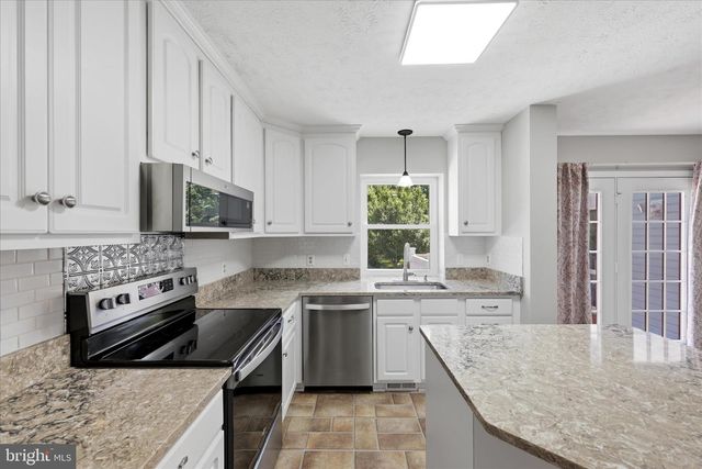 310 BRECKINRIDGE CT, Berryville, VA 22611
