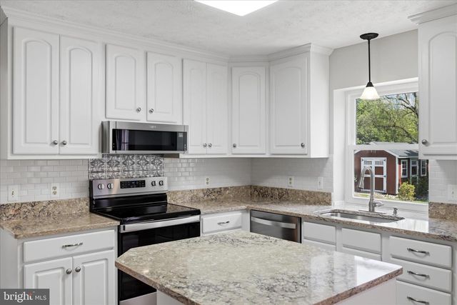 310 BRECKINRIDGE CT, Berryville, VA 22611