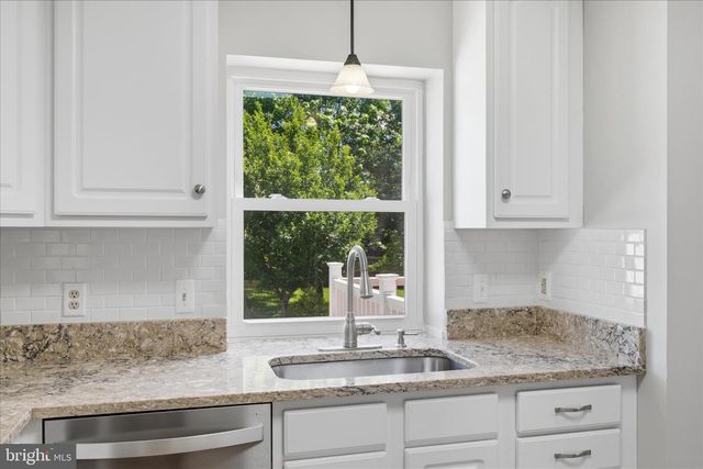 310 BRECKINRIDGE CT, Berryville, VA 22611