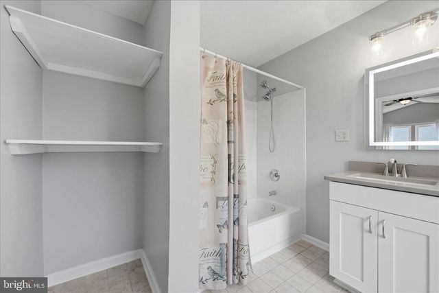 310 BRECKINRIDGE CT, Berryville, VA 22611