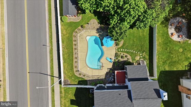 310 BRECKINRIDGE CT, Berryville, VA 22611