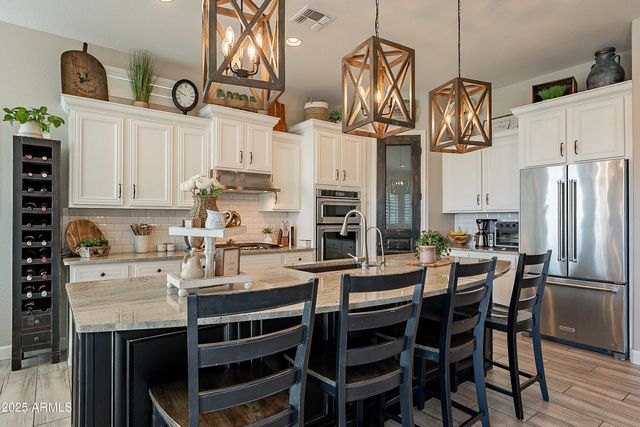 9127 E LYNWOOD Street, Mesa, AZ 85207