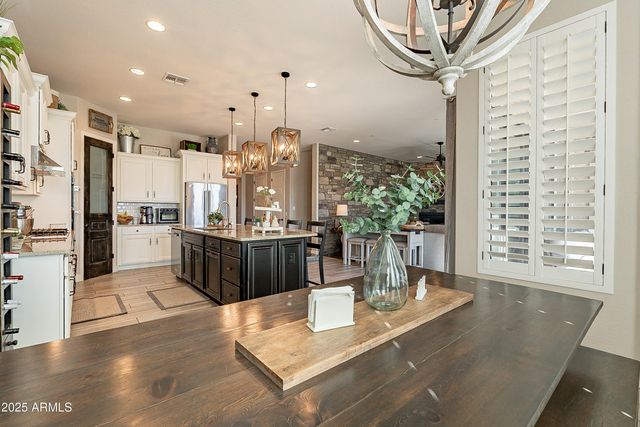 9127 E LYNWOOD Street, Mesa, AZ 85207