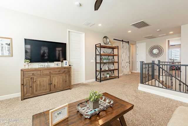 9127 E LYNWOOD Street, Mesa, AZ 85207