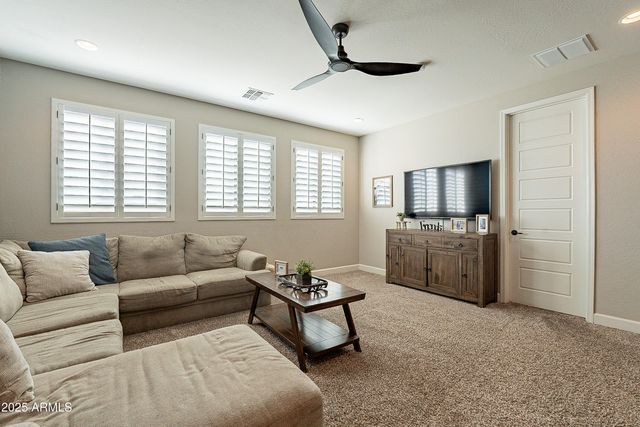 9127 E LYNWOOD Street, Mesa, AZ 85207