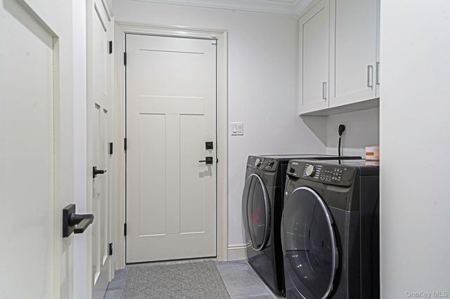 122 4th Street, Saint James, NY 11780