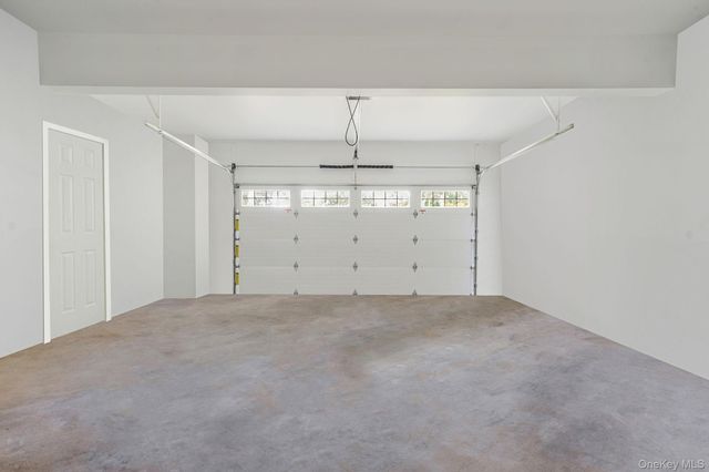 122 4th Street, Saint James, NY 11780