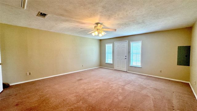 2050 Griffith Avenue, Terrell, TX 75160