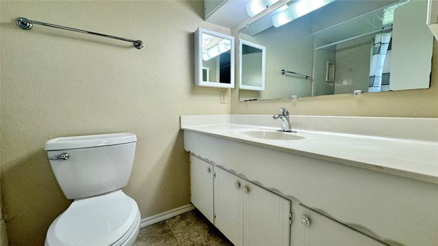 2050 Griffith Avenue, Terrell, TX 75160