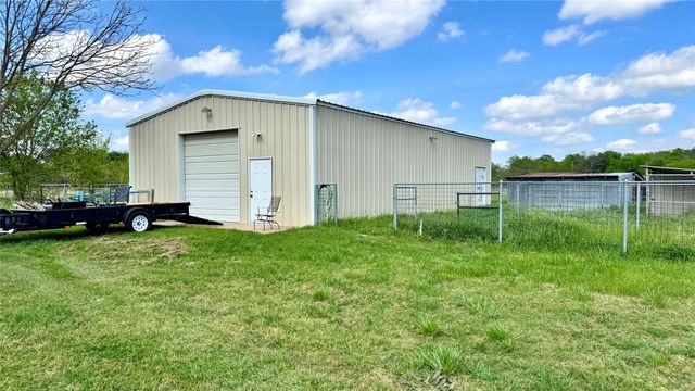 2050 Griffith Avenue, Terrell, TX 75160