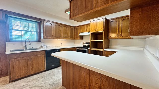2050 Griffith Avenue, Terrell, TX 75160