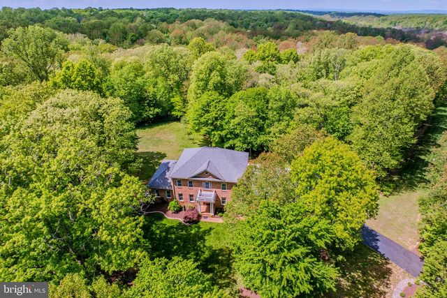 12820 DUNVEGAN DR, Clifton, VA 20124