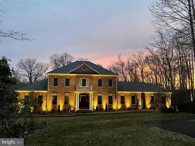 12820 DUNVEGAN DR, Clifton, VA 20124