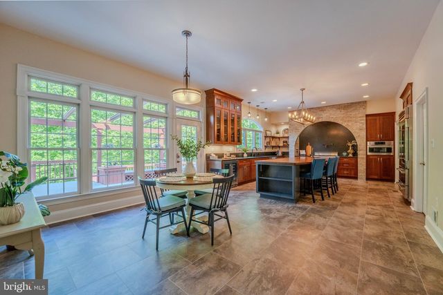 12820 DUNVEGAN DR, Clifton, VA 20124