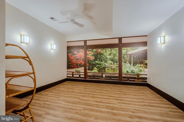 12820 DUNVEGAN DR, Clifton, VA 20124
