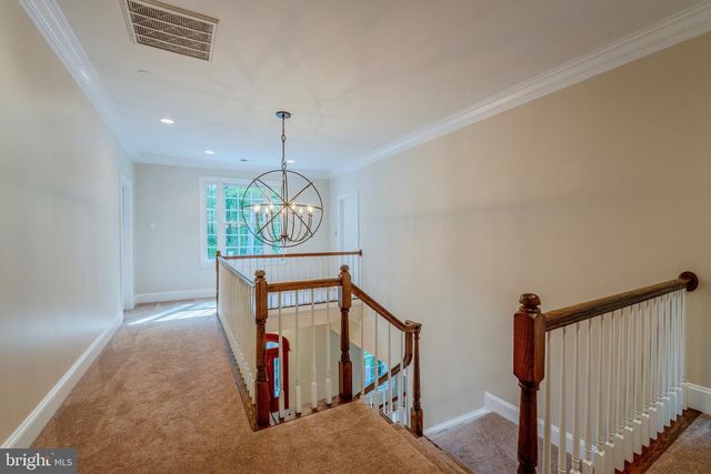 12820 DUNVEGAN DR, Clifton, VA 20124