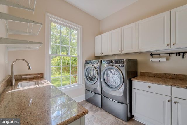12820 DUNVEGAN DR, Clifton, VA 20124