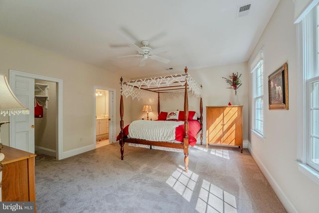 12820 DUNVEGAN DR, Clifton, VA 20124