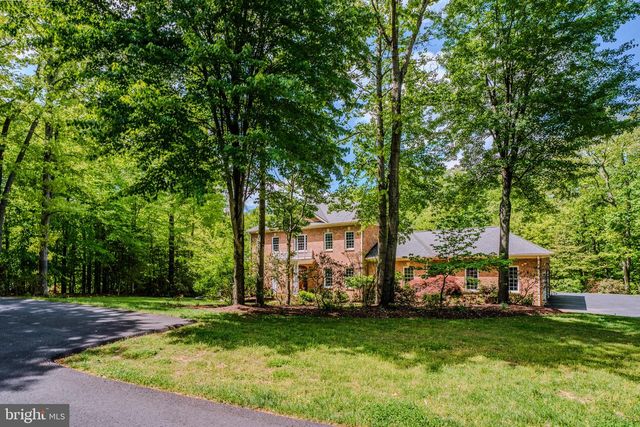 12820 DUNVEGAN DR, Clifton, VA 20124