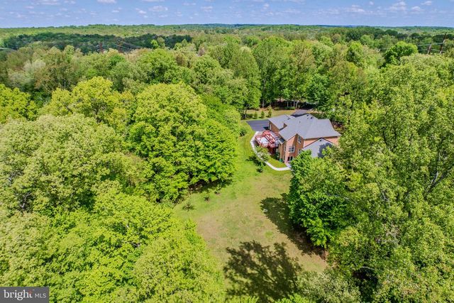 12820 DUNVEGAN DR, Clifton, VA 20124