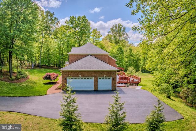 12820 DUNVEGAN DR, Clifton, VA 20124
