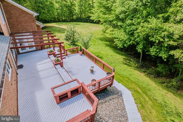 12820 DUNVEGAN DR, Clifton, VA 20124