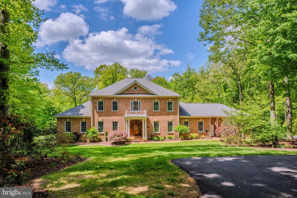 12820 DUNVEGAN DR, Clifton, VA 20124