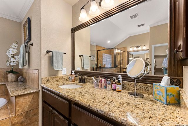 30210 Setterfeld, Fair Oaks Ranch, TX 78015