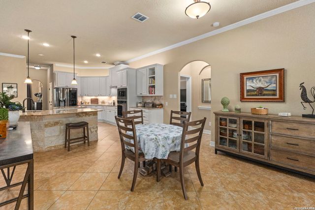 30210 Setterfeld, Fair Oaks Ranch, TX 78015