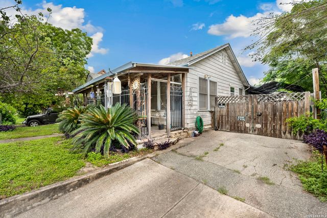 1927 W WOODLAWN AVE, San Antonio, TX 78201