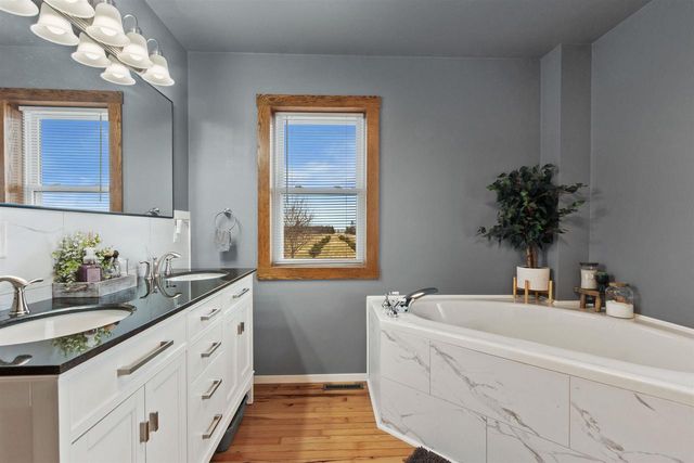 6447 COUNTY ROAD F, Wisconsin Rapids, WI 54495