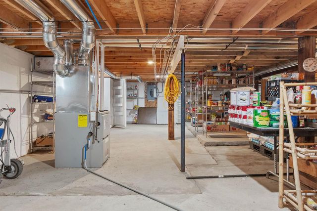 6447 COUNTY ROAD F, Wisconsin Rapids, WI 54495