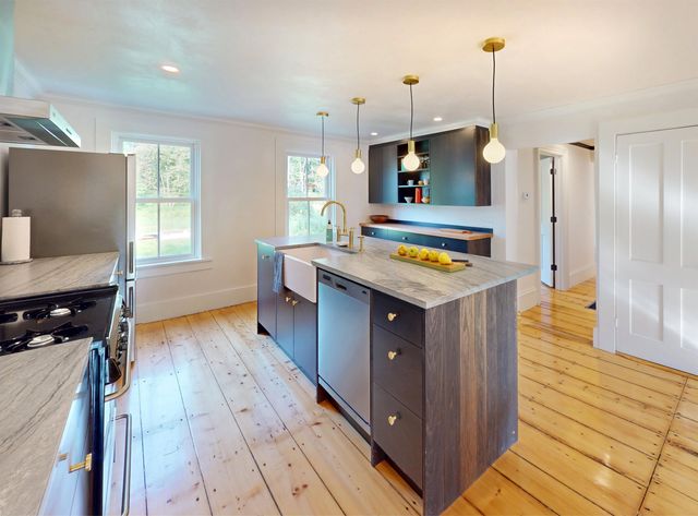 204 West River Road, Lincoln, VT 05443