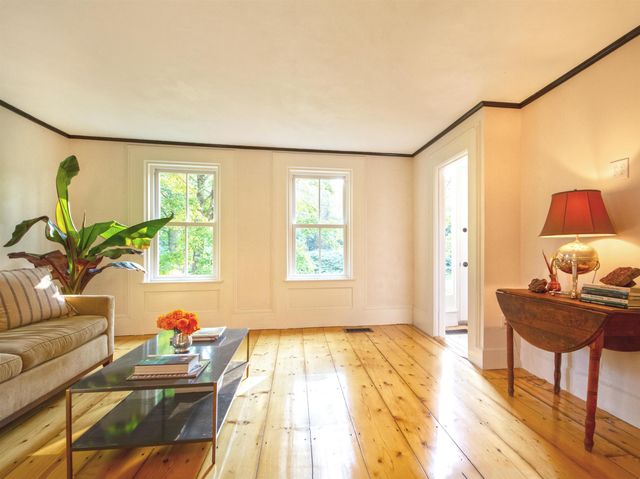 204 West River Road, Lincoln, VT 05443