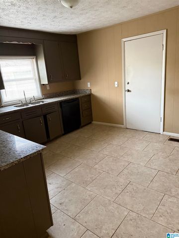 1220 MCCRAVY LANE, Mount Olive, AL 35117