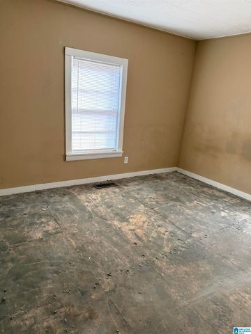 1220 MCCRAVY LANE, Mount Olive, AL 35117