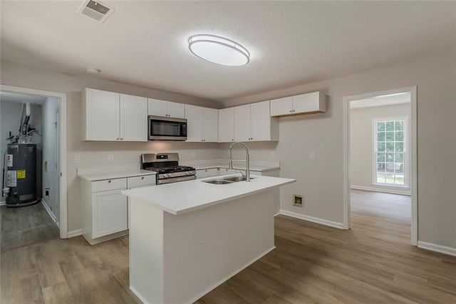 1056 Retner Drive SW, Mableton, GA 30126