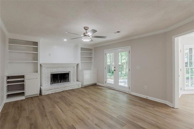 1056 Retner Drive SW, Mableton, GA 30126