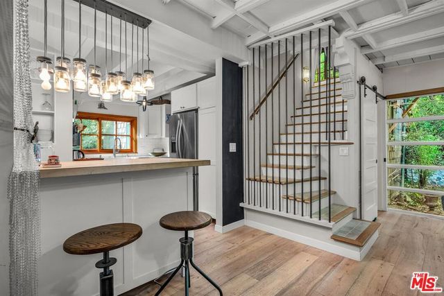 2452 Horse Shoe Canyon Road, Los Angeles, CA 90046