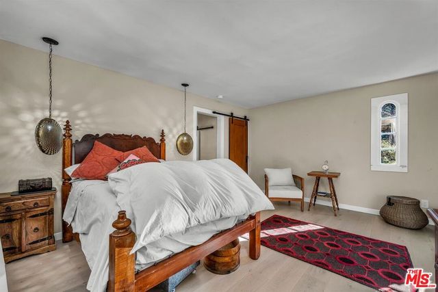 2452 Horse Shoe Canyon Road, Los Angeles, CA 90046