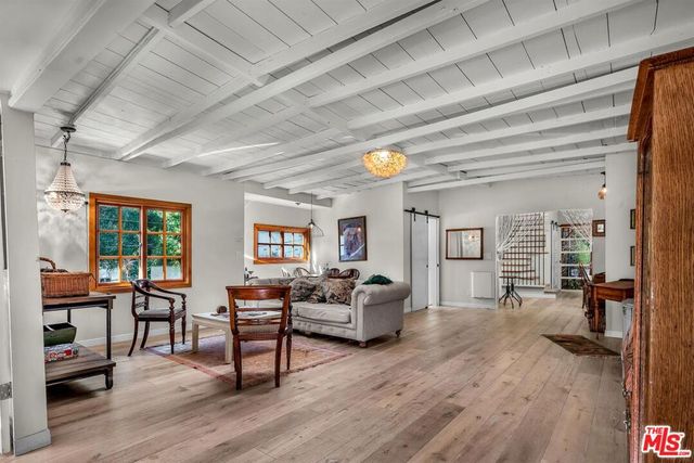 2452 Horse Shoe Canyon Road, Los Angeles, CA 90046